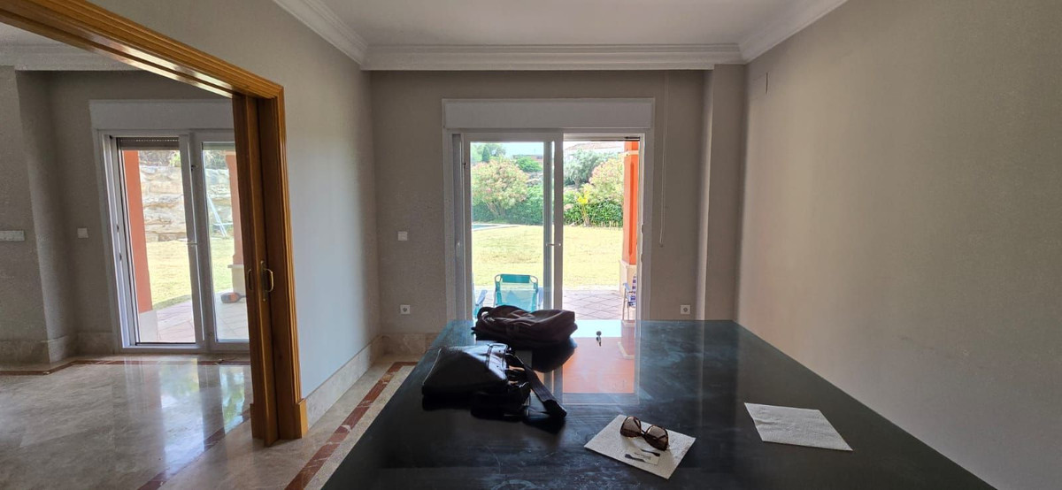 5 Bed Townhouse for sale in Marbella Costa Del Sol, Málaga, Spain