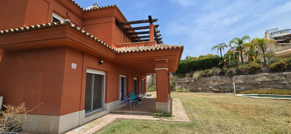 5 Bed Townhouse for sale in Marbella Costa Del Sol, Málaga, Spain