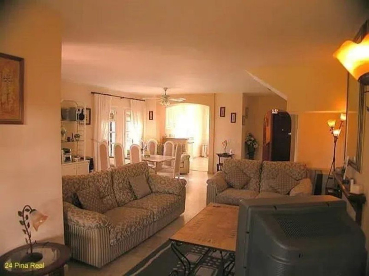 3 Bed Townhouse for sale in Estepona Costa Del Sol, Málaga, Spain