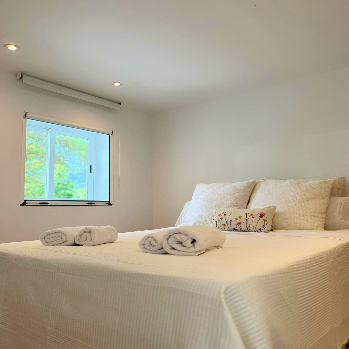 2 Bed Apartment for sale in Estepona Costa Del Sol, Málaga, Spain