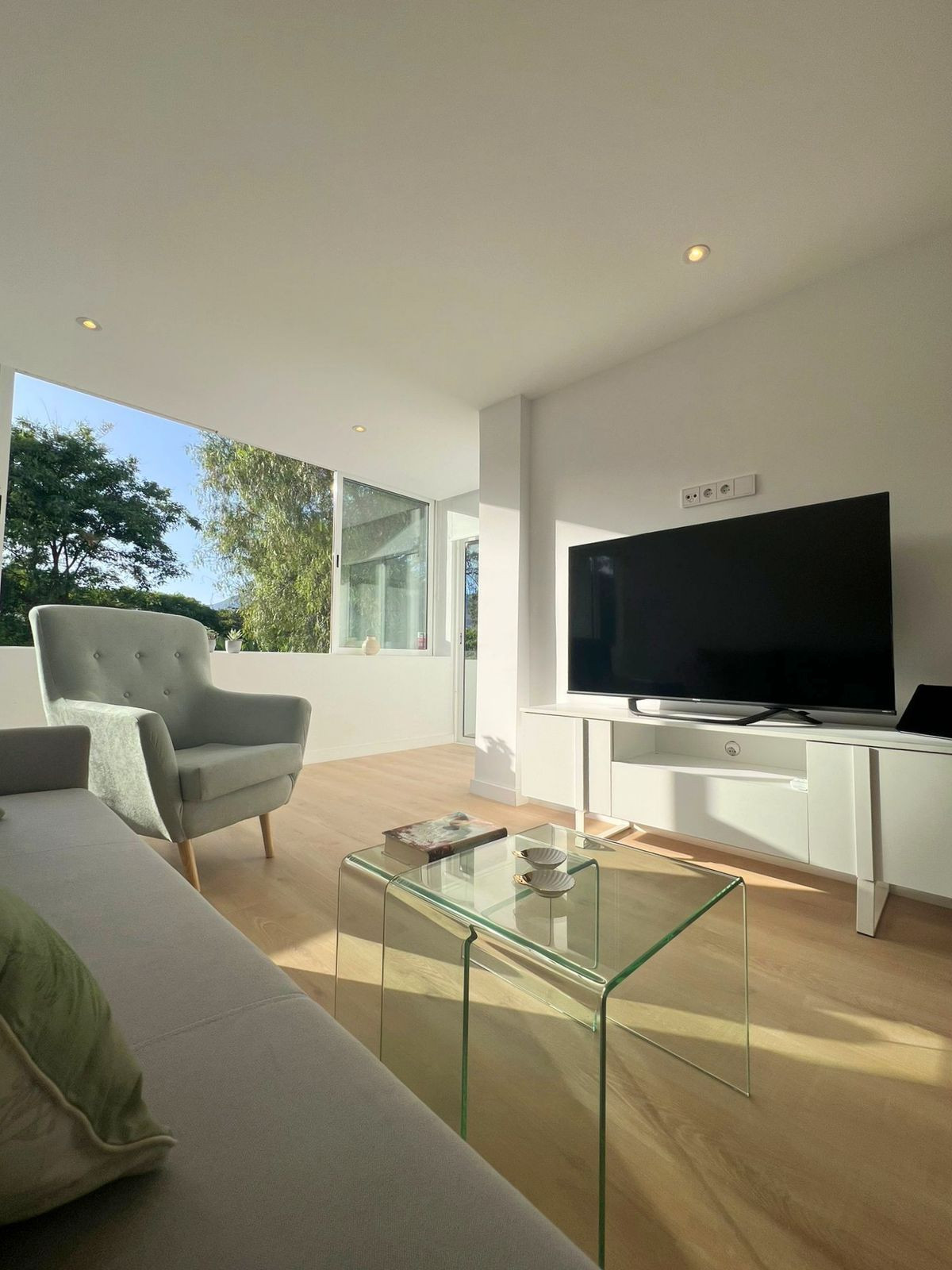 2 Bed Apartment for sale in Estepona Costa Del Sol, Málaga, Spain