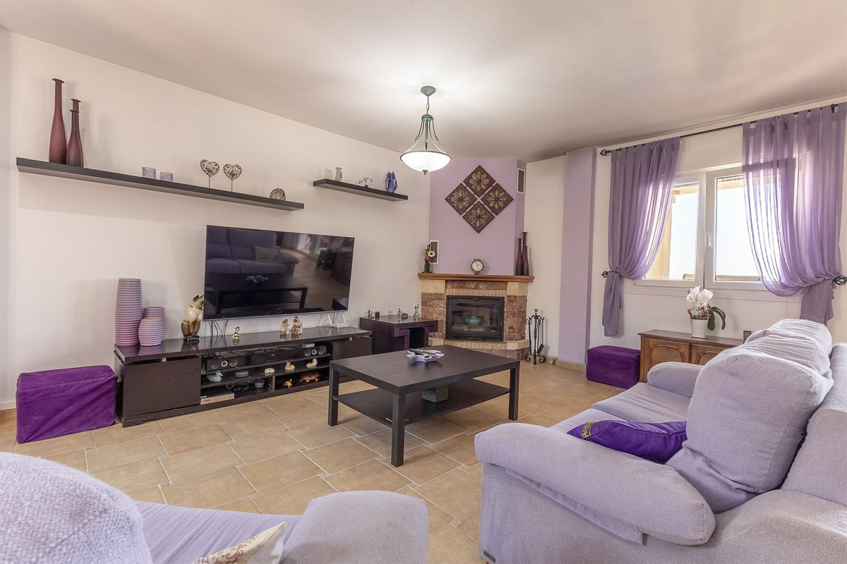 Se vende Villa - Chalet de 5 dormitorios en Costa Blanca, Alicante, España