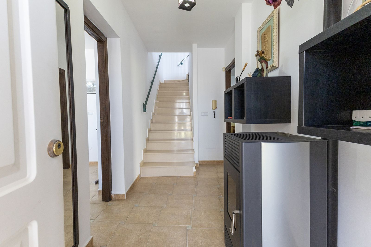 Se vende Villa - Chalet de 5 dormitorios en Costa Blanca, Alicante, España