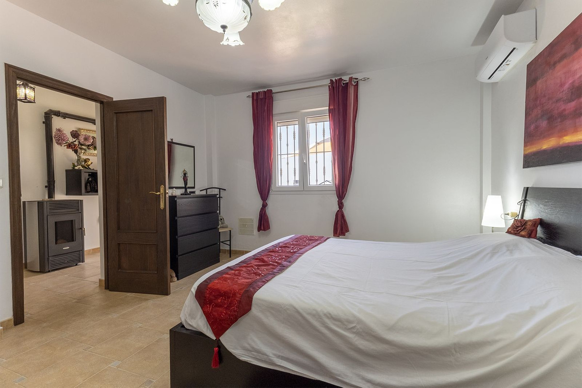 Se vende Villa - Chalet de 5 dormitorios en Costa Blanca, Alicante, España