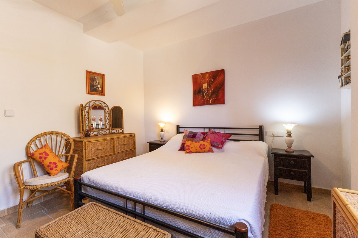 Se vende Villa - Chalet de 5 dormitorios en Costa Blanca, Alicante, España