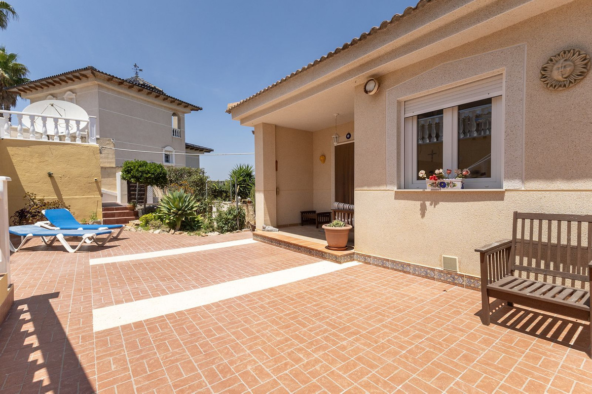 Se vende Villa - Chalet de 5 dormitorios en Costa Blanca, Alicante, España