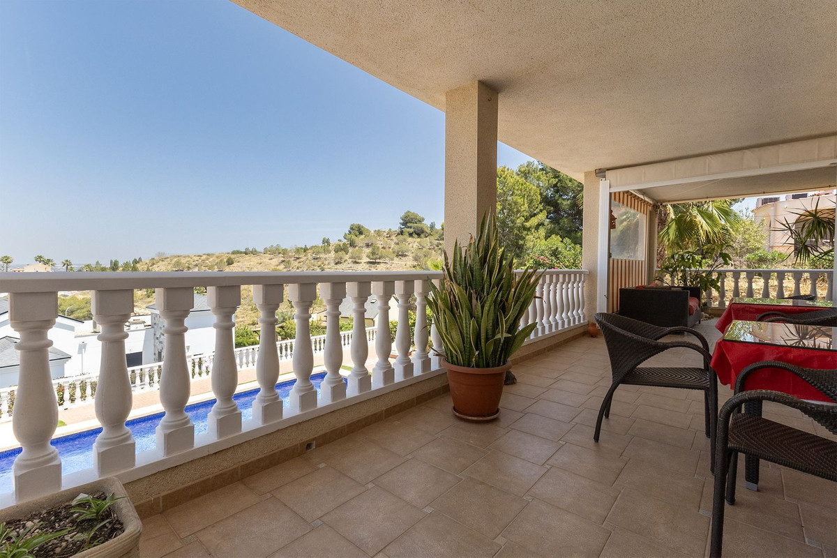 Se vende Villa - Chalet de 5 dormitorios en Costa Blanca, Alicante, España