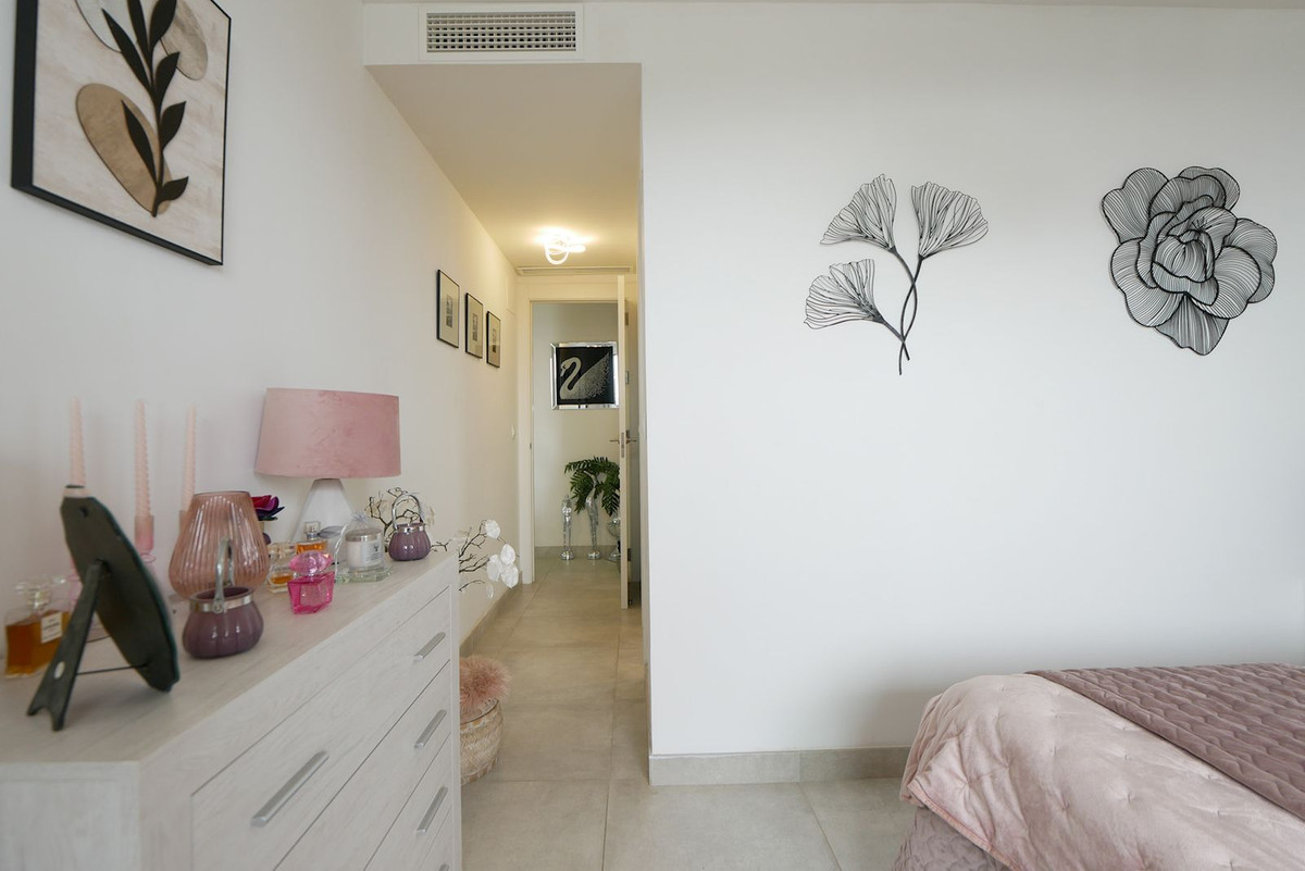 Se vende Apartamento Planta Baja de 3 dormitorios en Costa Del Sol, Málaga, España
