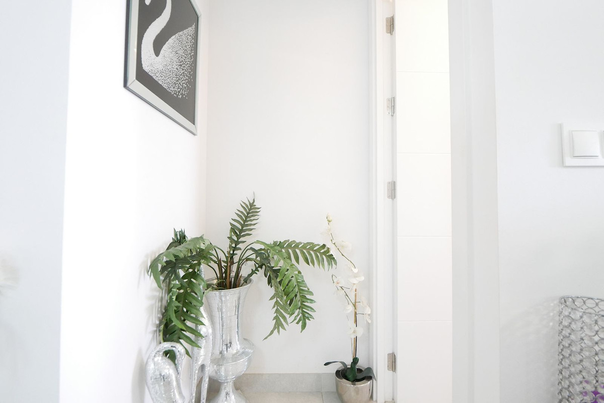 Se vende Apartamento Planta Baja de 3 dormitorios en Costa Del Sol, Málaga, España