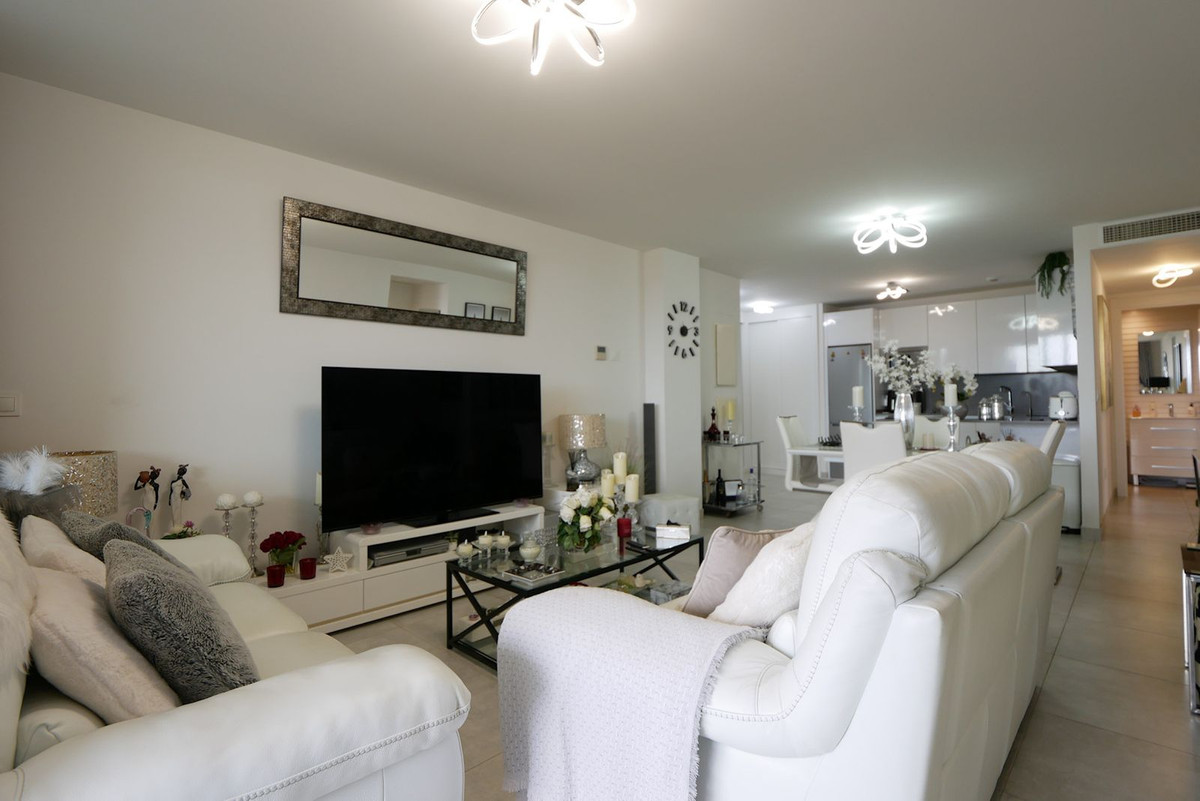 Se vende Apartamento Planta Baja de 3 dormitorios en Costa Del Sol, Málaga, España