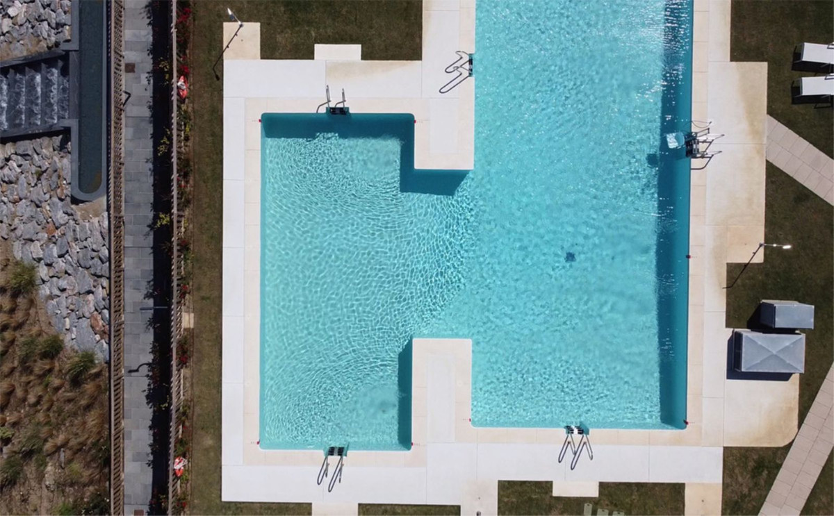 Se vende Apartamento Planta Baja de 3 dormitorios en Costa Del Sol, Málaga, España