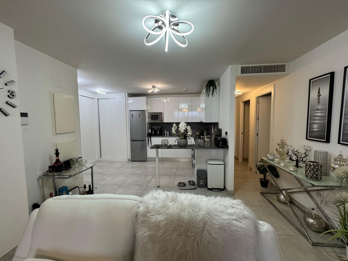 Se vende Apartamento Planta Baja de 3 dormitorios en Costa Del Sol, Málaga, España