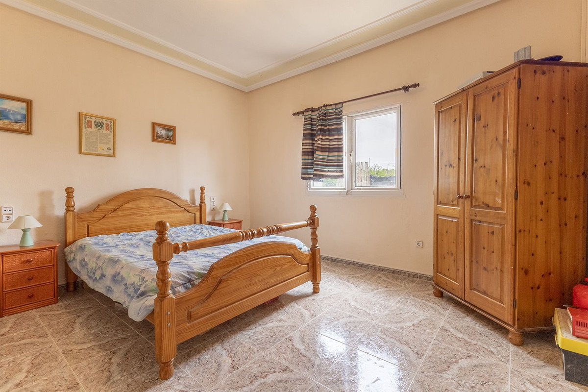 Se vende Finca - Cortijo de 12 dormitorios en Costa Blanca, Alicante, España
