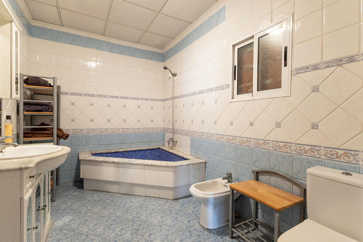 Se vende Finca - Cortijo de 12 dormitorios en Costa Blanca, Alicante, España