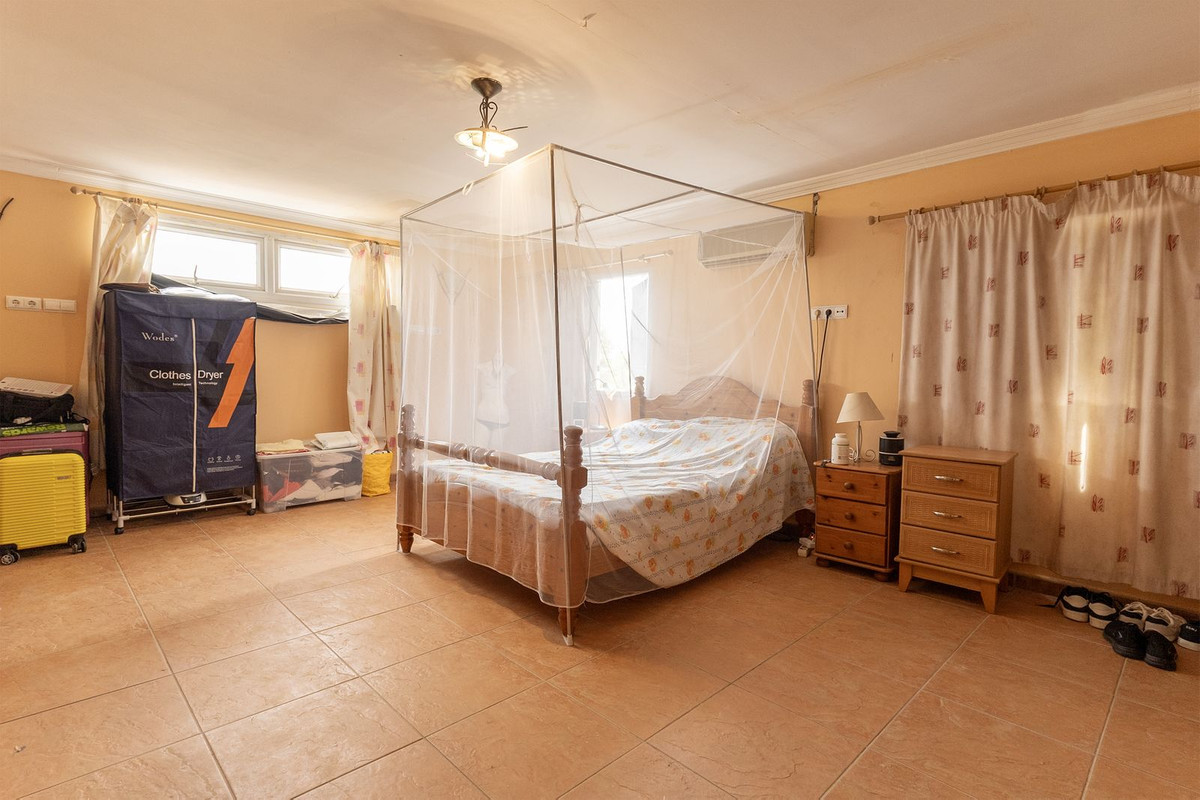 Se vende Finca - Cortijo de 12 dormitorios en Costa Blanca, Alicante, España