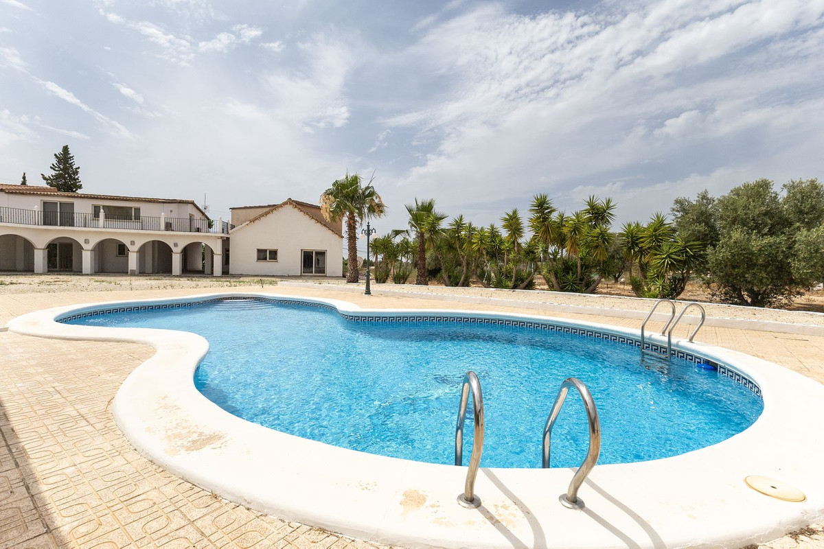 Se vende Finca - Cortijo de 12 dormitorios en Costa Blanca, Alicante, España