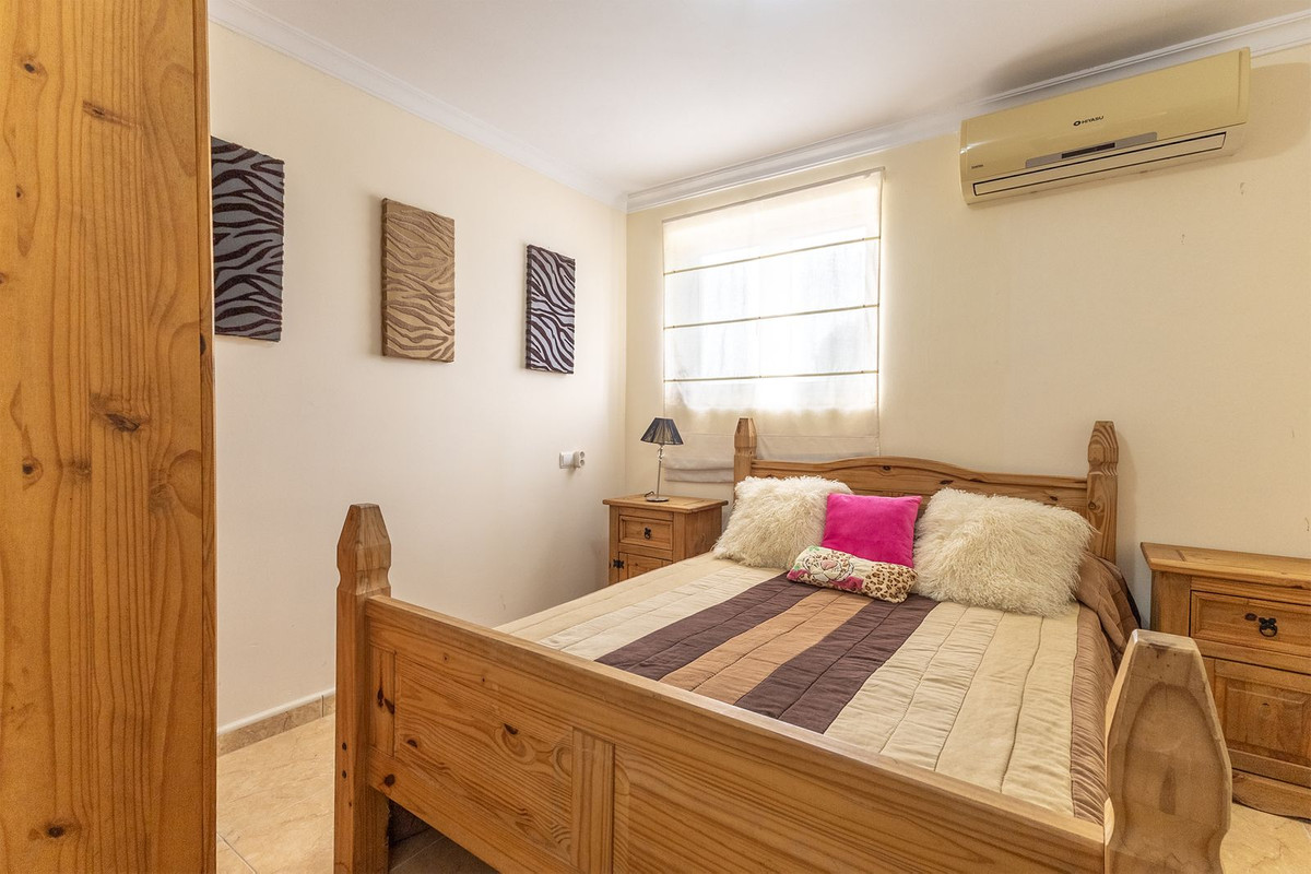 Se vende Finca - Cortijo de 12 dormitorios en Costa Blanca, Alicante, España