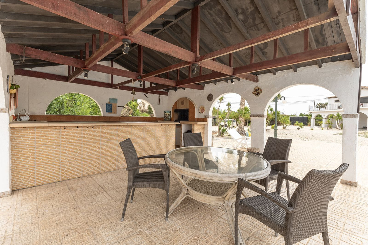 Se vende Finca - Cortijo de 12 dormitorios en Costa Blanca, Alicante, España