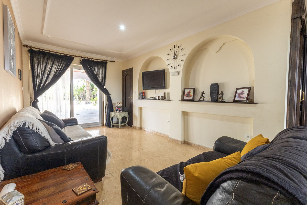 Se vende Finca - Cortijo de 12 dormitorios en Costa Blanca, Alicante, España