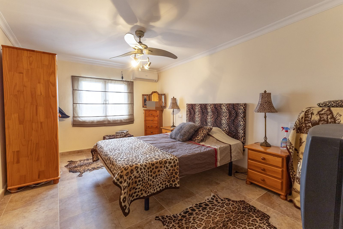 Se vende Finca - Cortijo de 12 dormitorios en Costa Blanca, Alicante, España