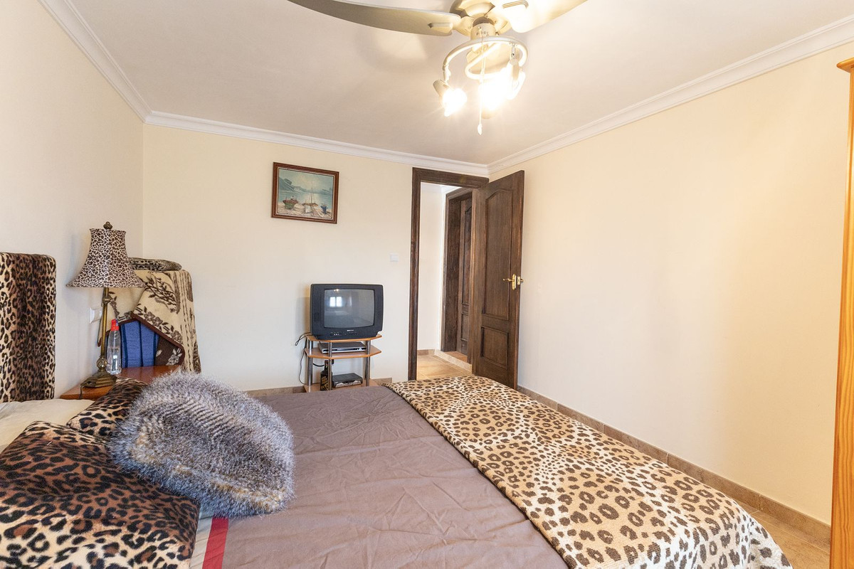 Se vende Finca - Cortijo de 12 dormitorios en Costa Blanca, Alicante, España