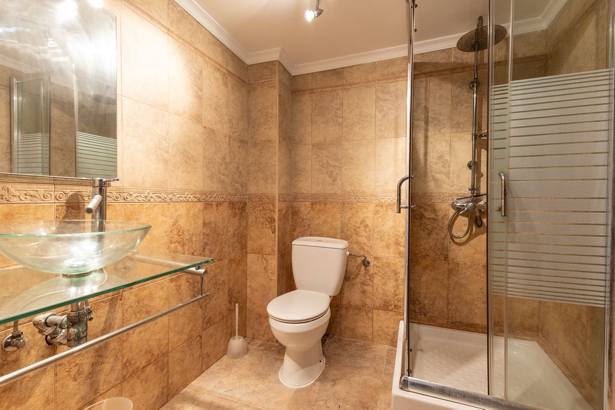 Se vende Finca - Cortijo de 12 dormitorios en Costa Blanca, Alicante, España