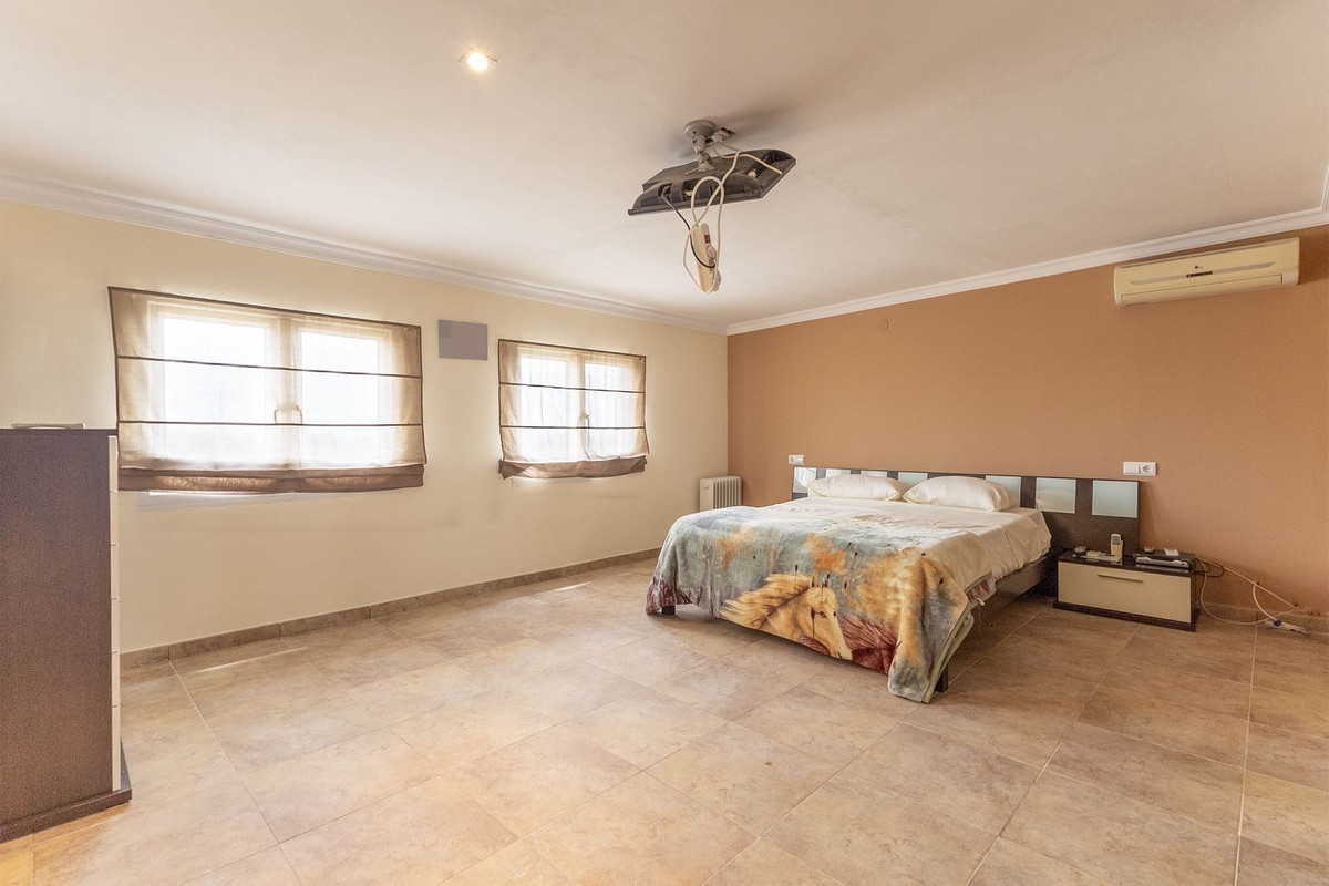 Se vende Finca - Cortijo de 12 dormitorios en Costa Blanca, Alicante, España