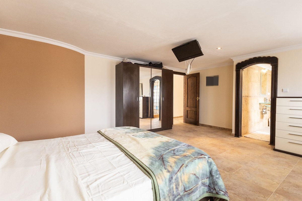 Se vende Finca - Cortijo de 12 dormitorios en Costa Blanca, Alicante, España