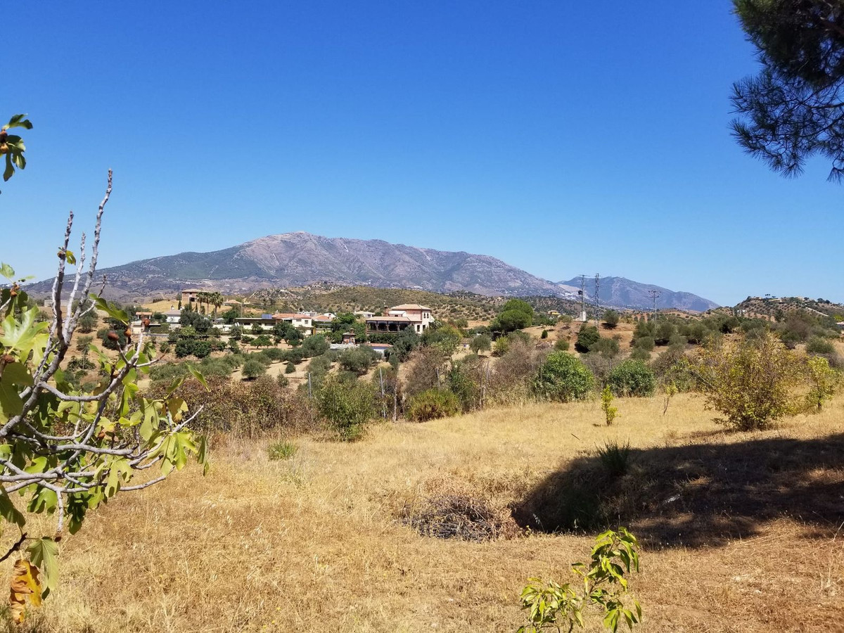 4 Bed Townhouse for sale in Entrerrios Málaga, Málaga, Spain