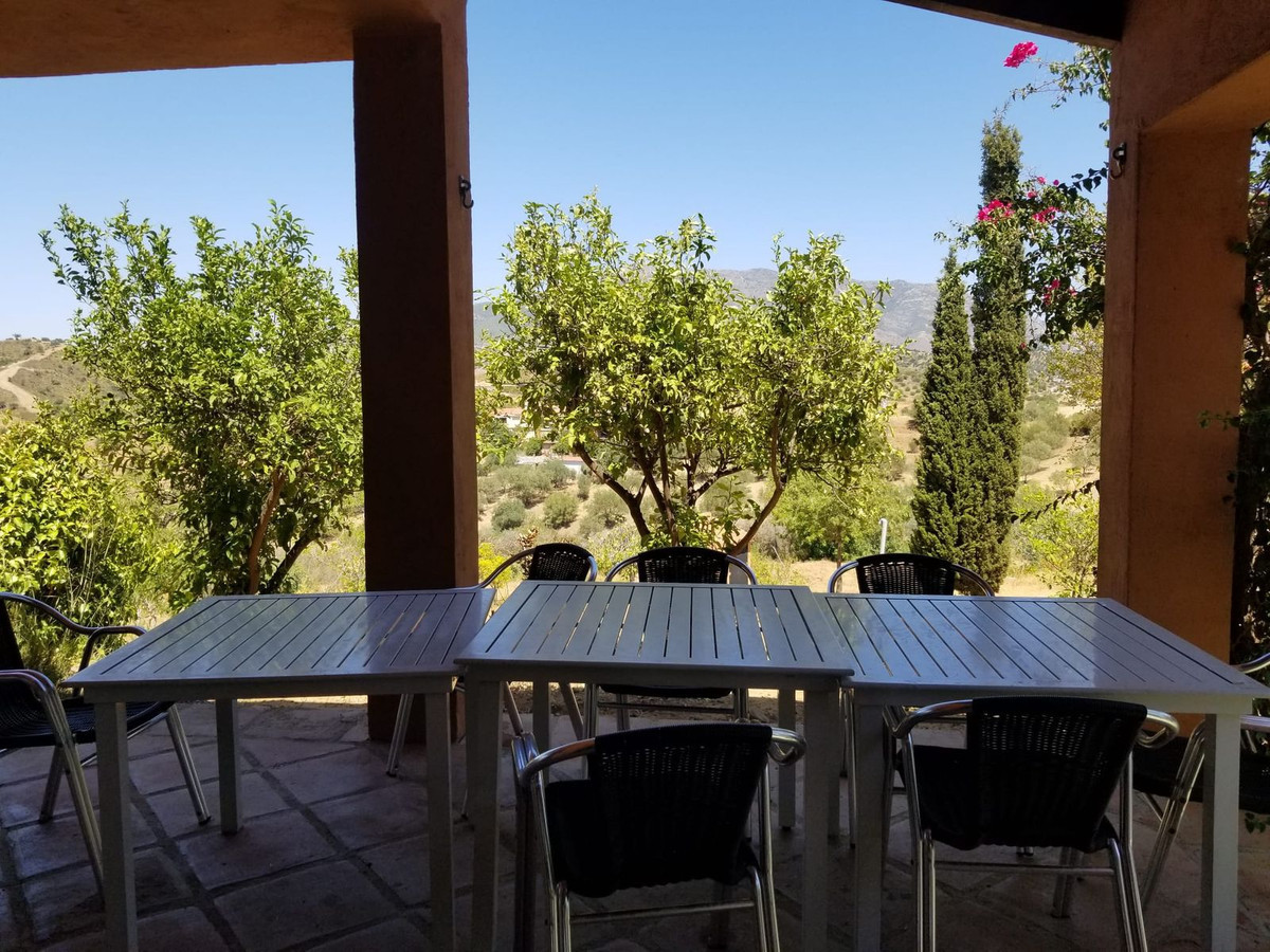 4 Bed Townhouse for sale in Entrerrios Málaga, Málaga, Spain