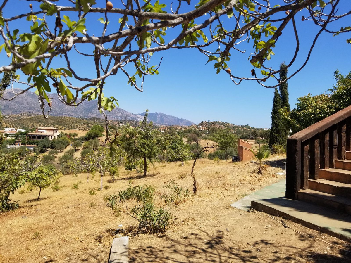 4 Bed Townhouse for sale in Entrerrios Málaga, Málaga, Spain