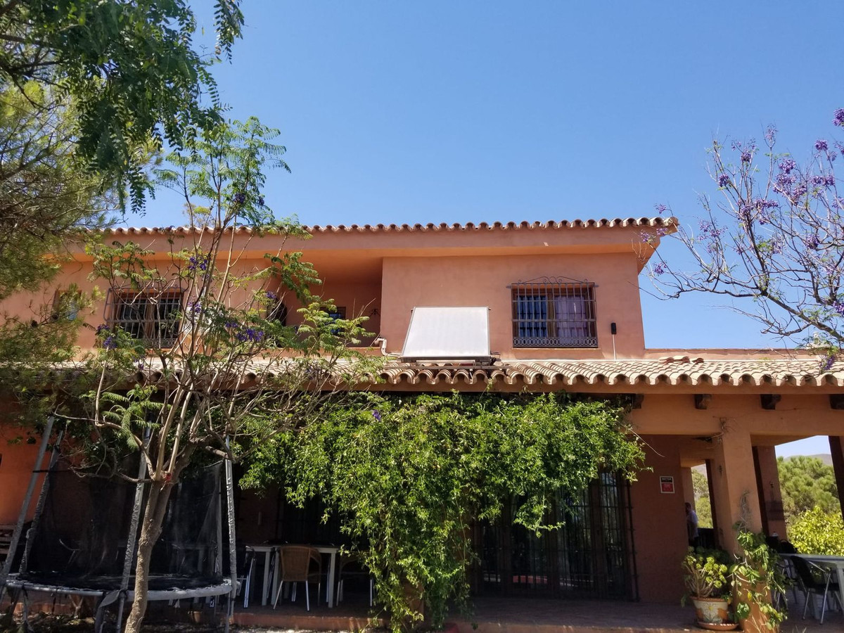 4 Bed Townhouse for sale in Entrerrios Málaga, Málaga, Spain
