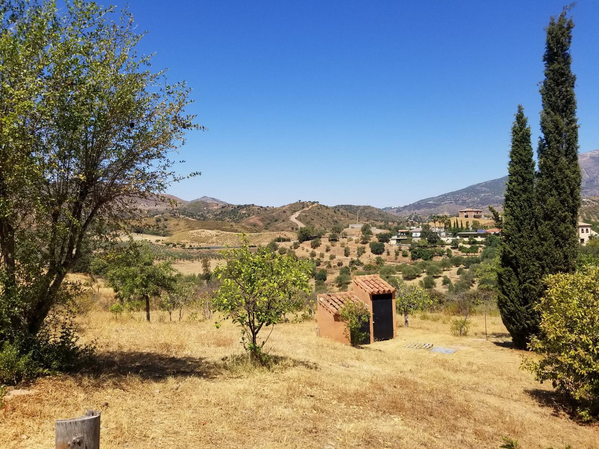 4 Bed Townhouse for sale in Entrerrios Málaga, Málaga, Spain