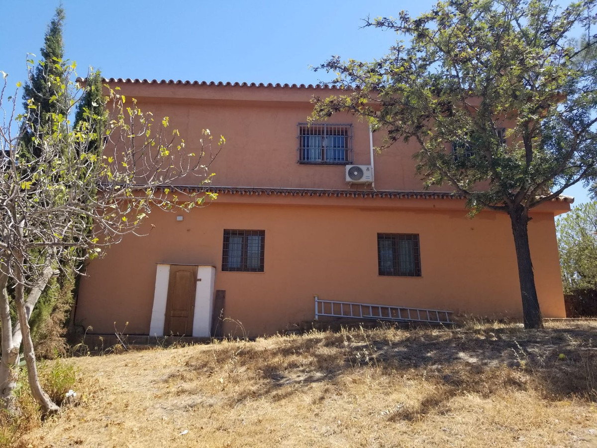 4 Bed Townhouse for sale in Entrerrios Málaga, Málaga, Spain