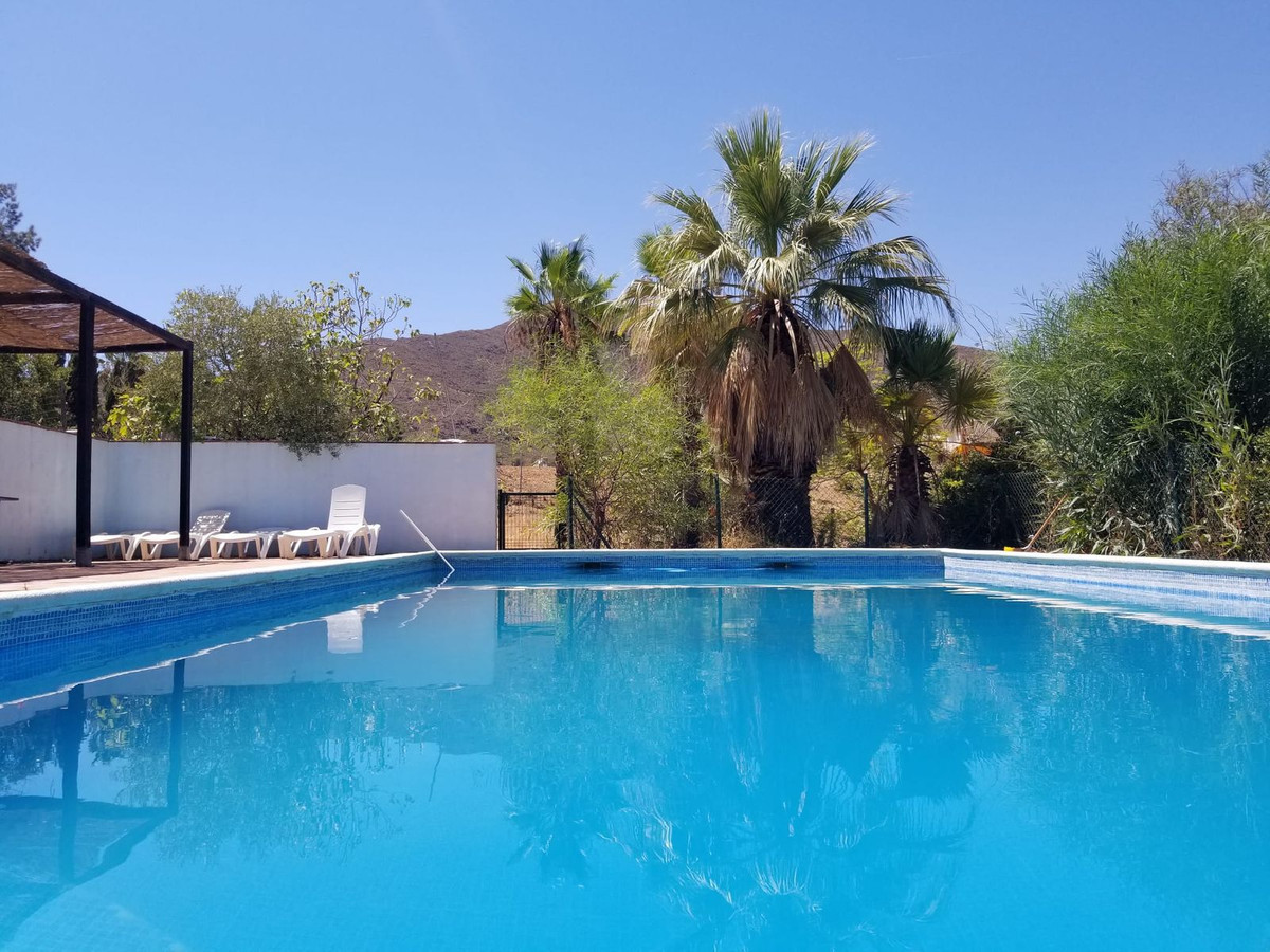 4 Bed Townhouse for sale in Entrerrios Málaga, Málaga, Spain