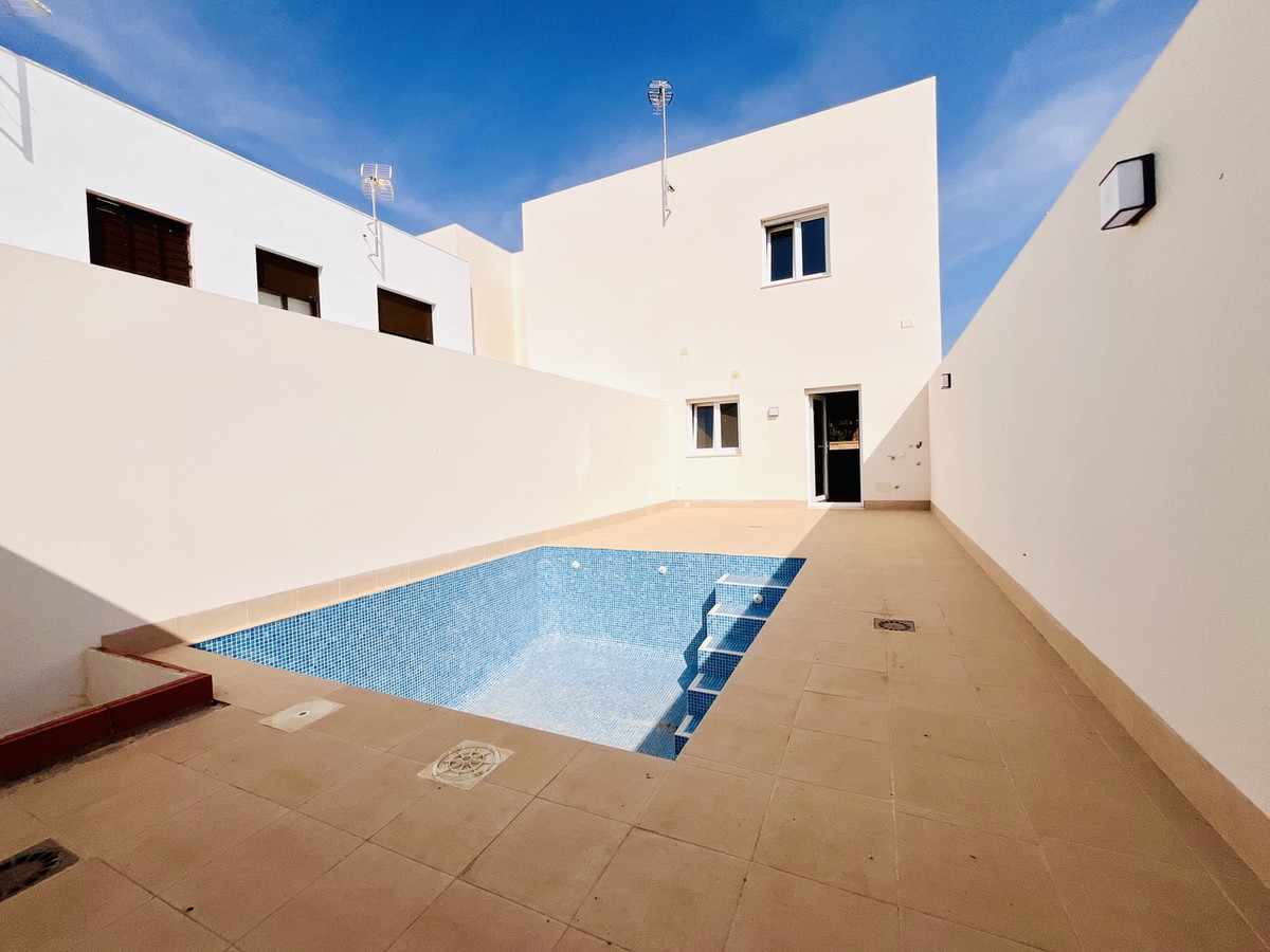 3 Bed Townhouse for sale in Pilar De La Horadada Costa Blanca, Alicante, Spain