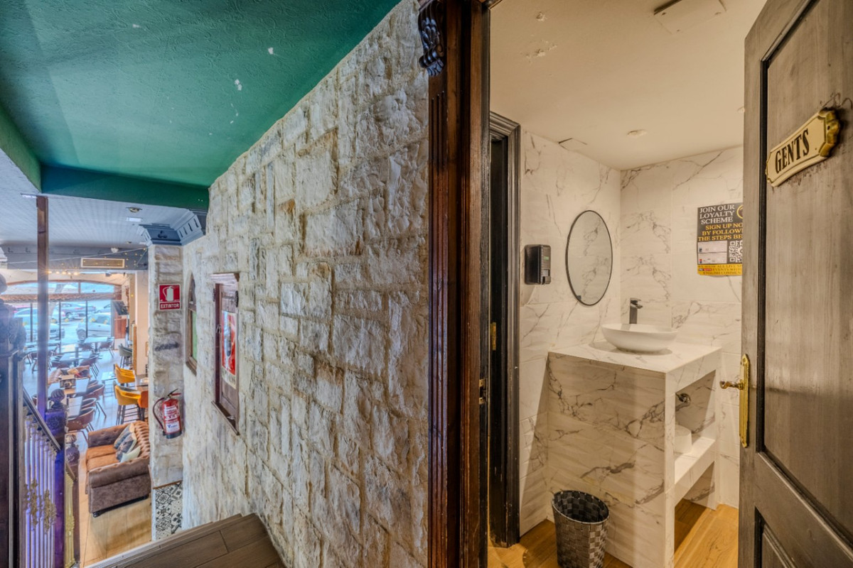 Commercial unit for sale in Javea Costa Blanca, Alicante, Spain