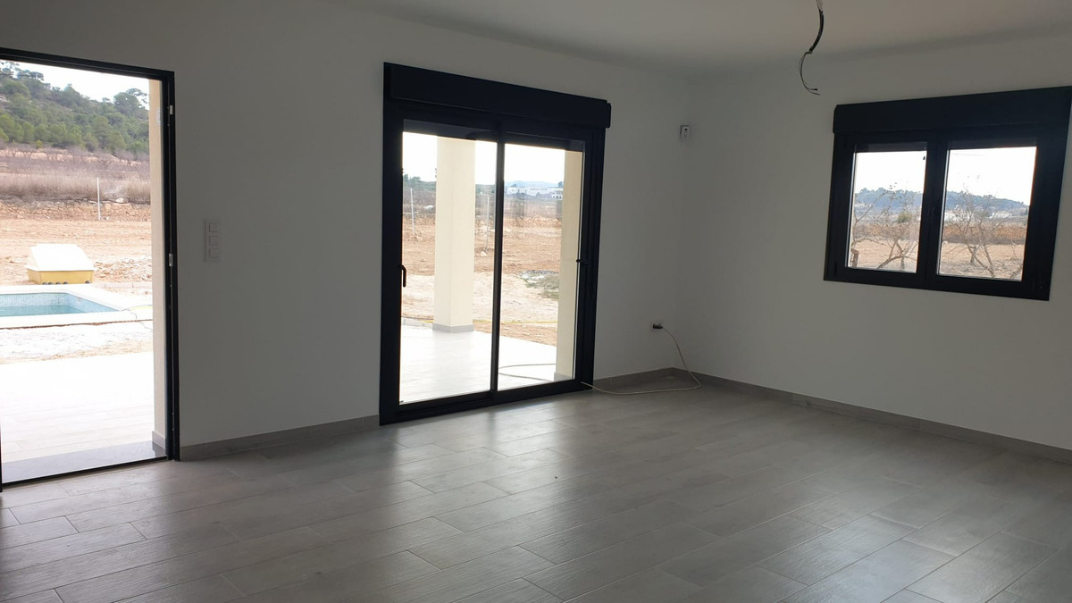 Se vende Villa - Chalet de 3 dormitorios en Costa Blanca, Alicante, España
