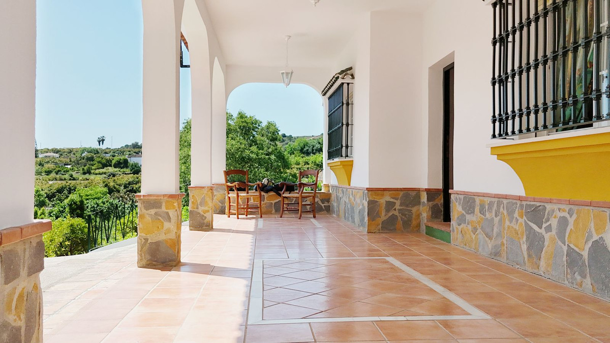 3 Bed Townhouse for sale in Alhaurín El Grande Costa Del Sol, Málaga, Spain