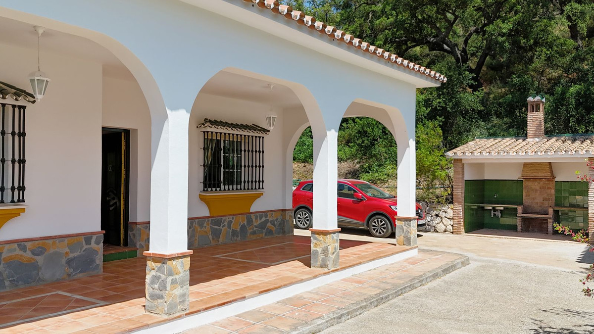 3 Bed Townhouse for sale in Alhaurín El Grande Costa Del Sol, Málaga, Spain