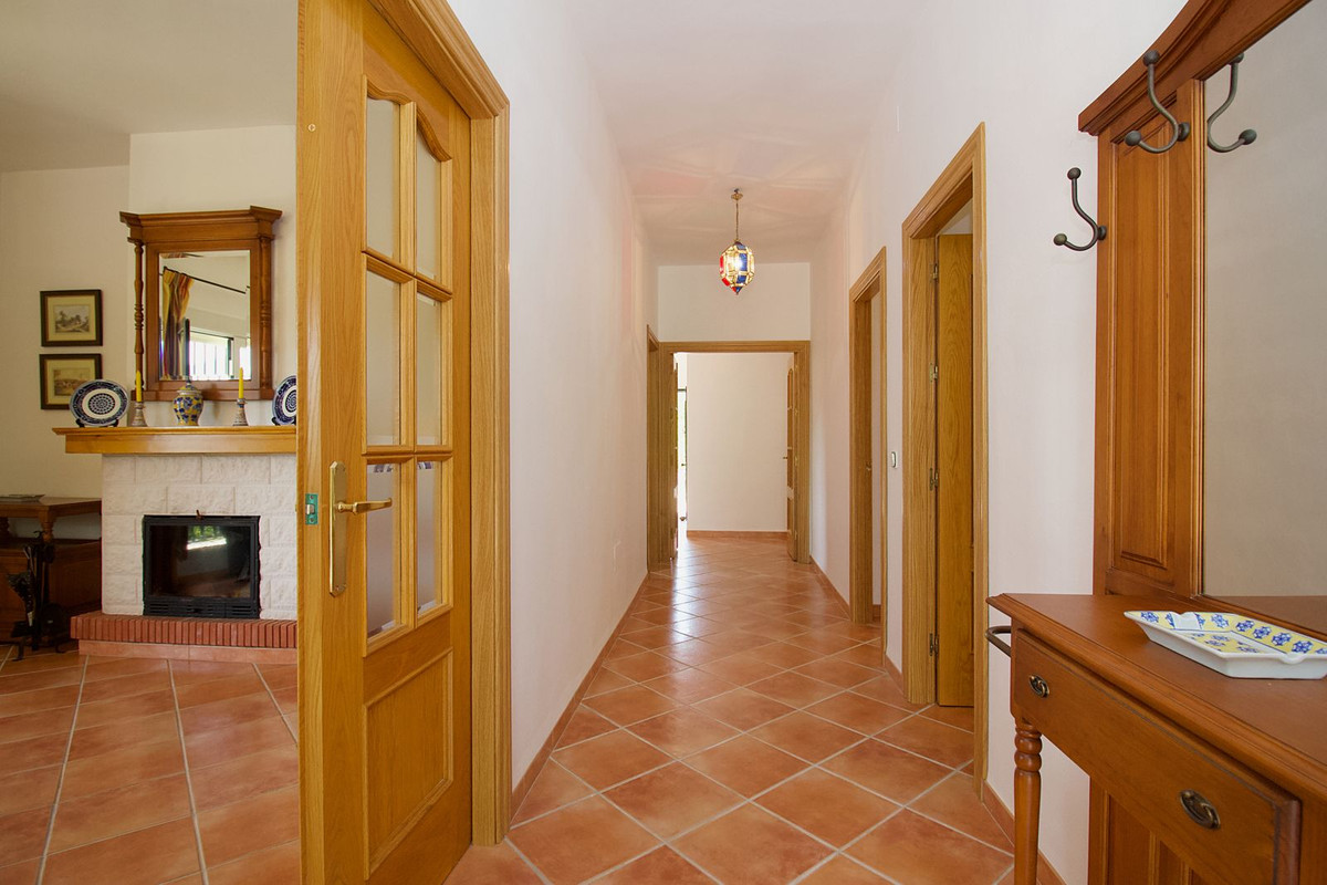 3 Bed Townhouse for sale in Alhaurín El Grande Costa Del Sol, Málaga, Spain