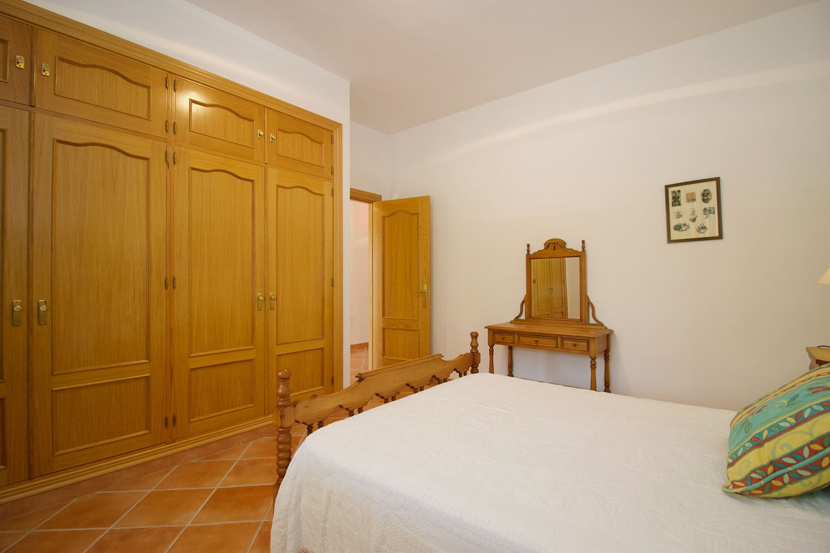 3 Bed Townhouse for sale in Alhaurín El Grande Costa Del Sol, Málaga, Spain