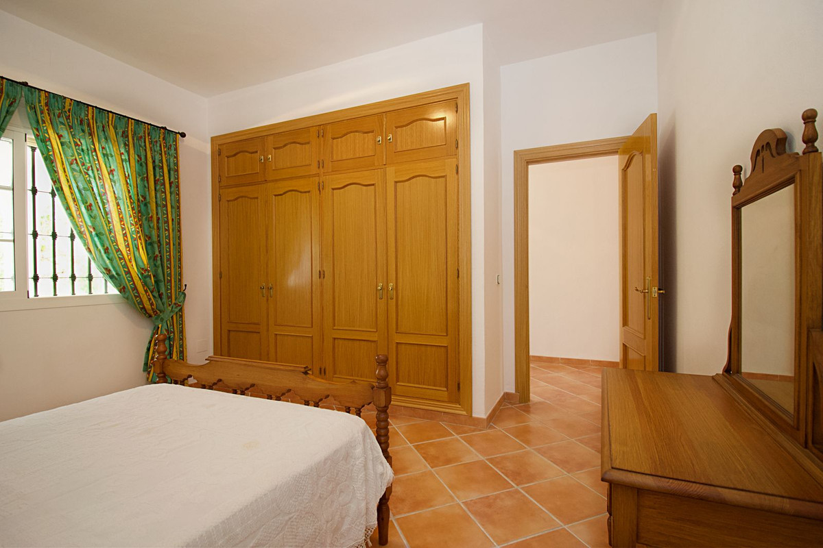 3 Bed Townhouse for sale in Alhaurín El Grande Costa Del Sol, Málaga, Spain