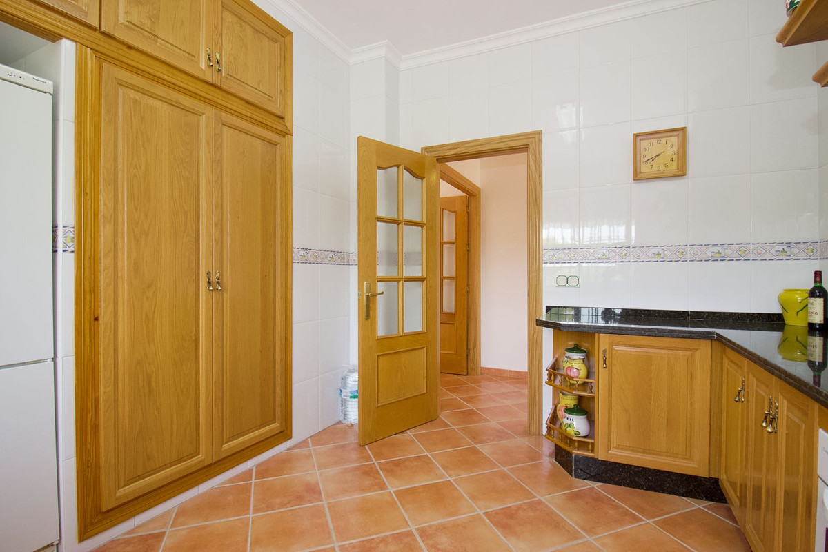 3 Bed Townhouse for sale in Alhaurín El Grande Costa Del Sol, Málaga, Spain