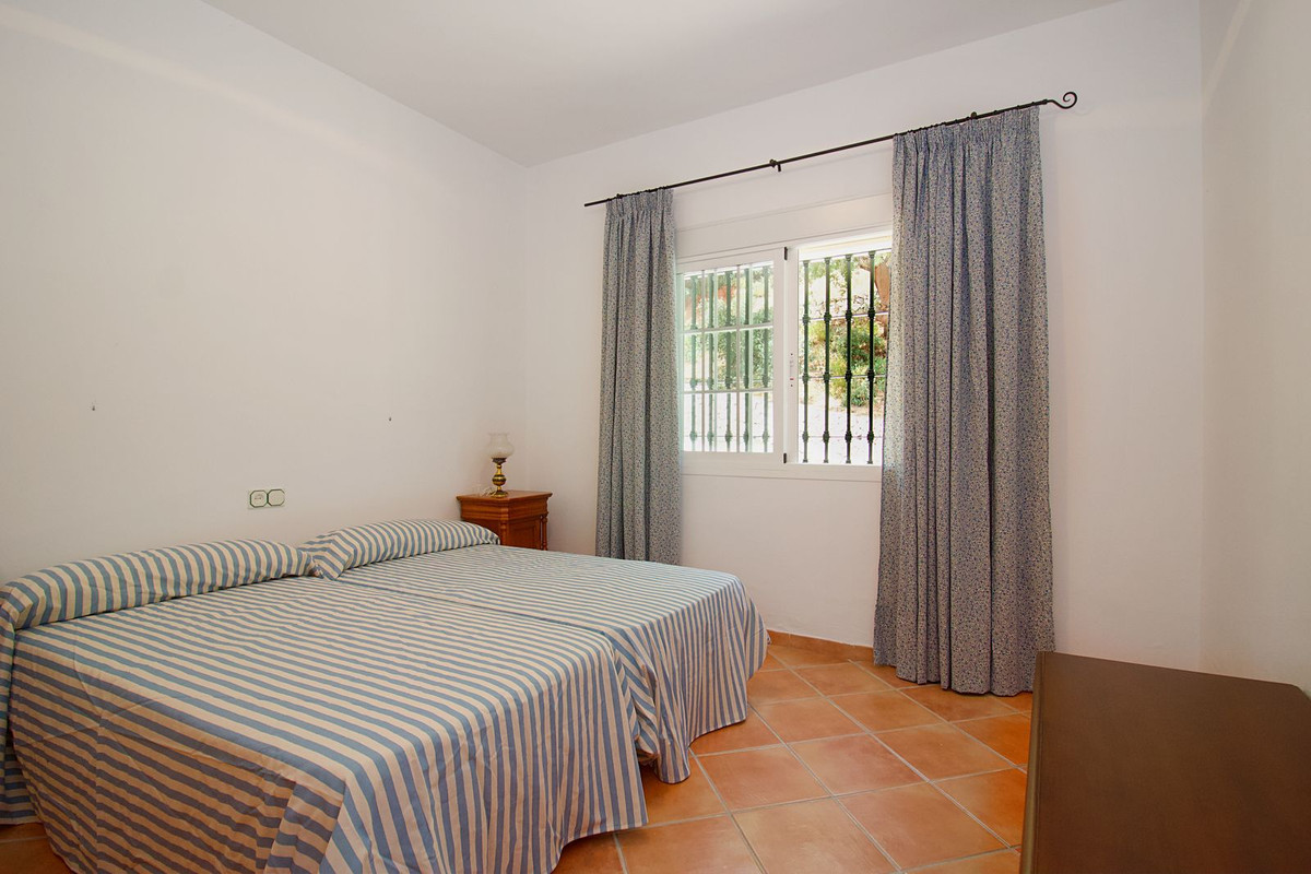 3 Bed Townhouse for sale in Alhaurín El Grande Costa Del Sol, Málaga, Spain