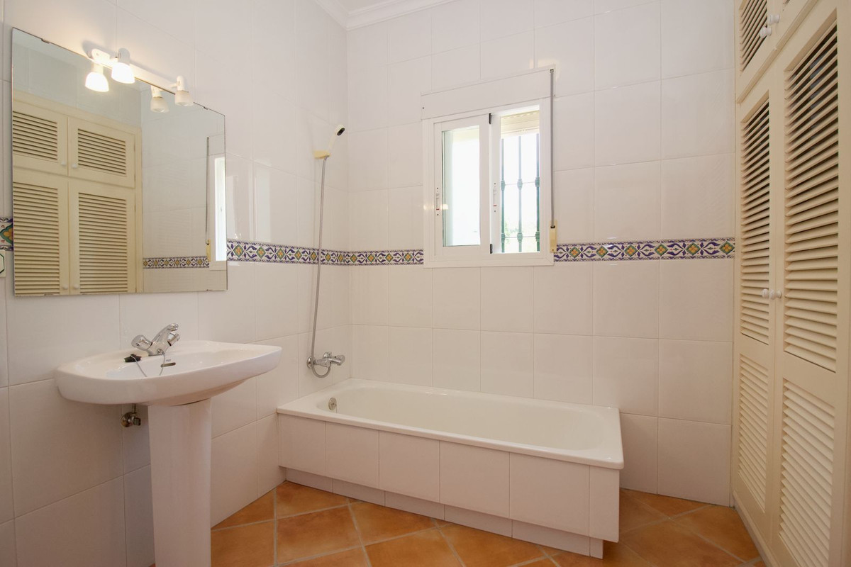3 Bed Townhouse for sale in Alhaurín El Grande Costa Del Sol, Málaga, Spain