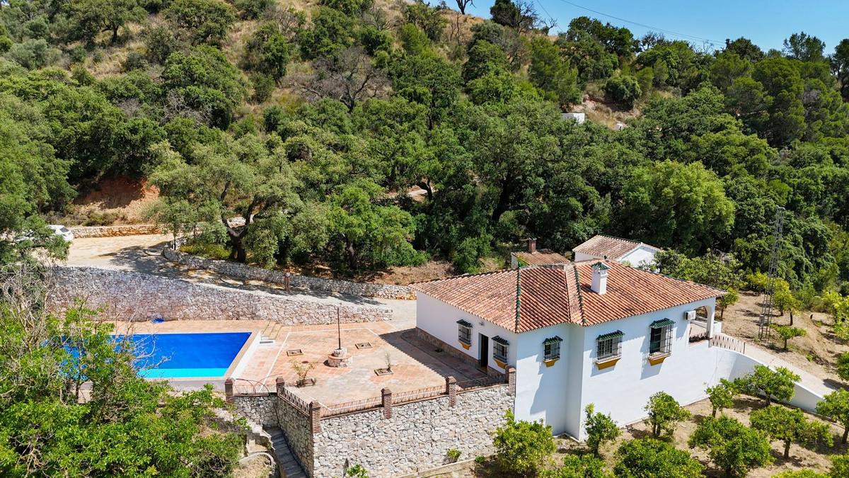 3 Bed Townhouse for sale in Alhaurín El Grande Costa Del Sol, Málaga, Spain
