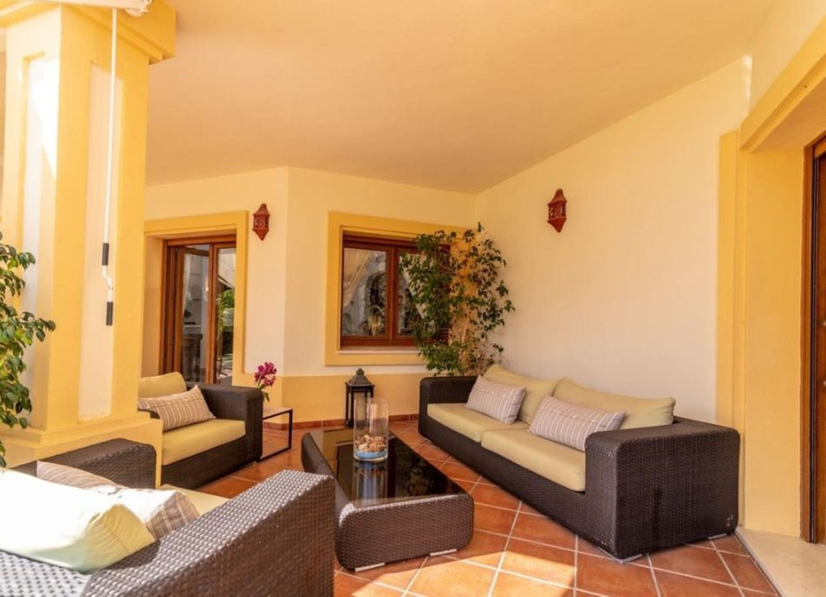 5 Bed Townhouse for sale in Los Flamingos Costa Del Sol, Málaga, Spain