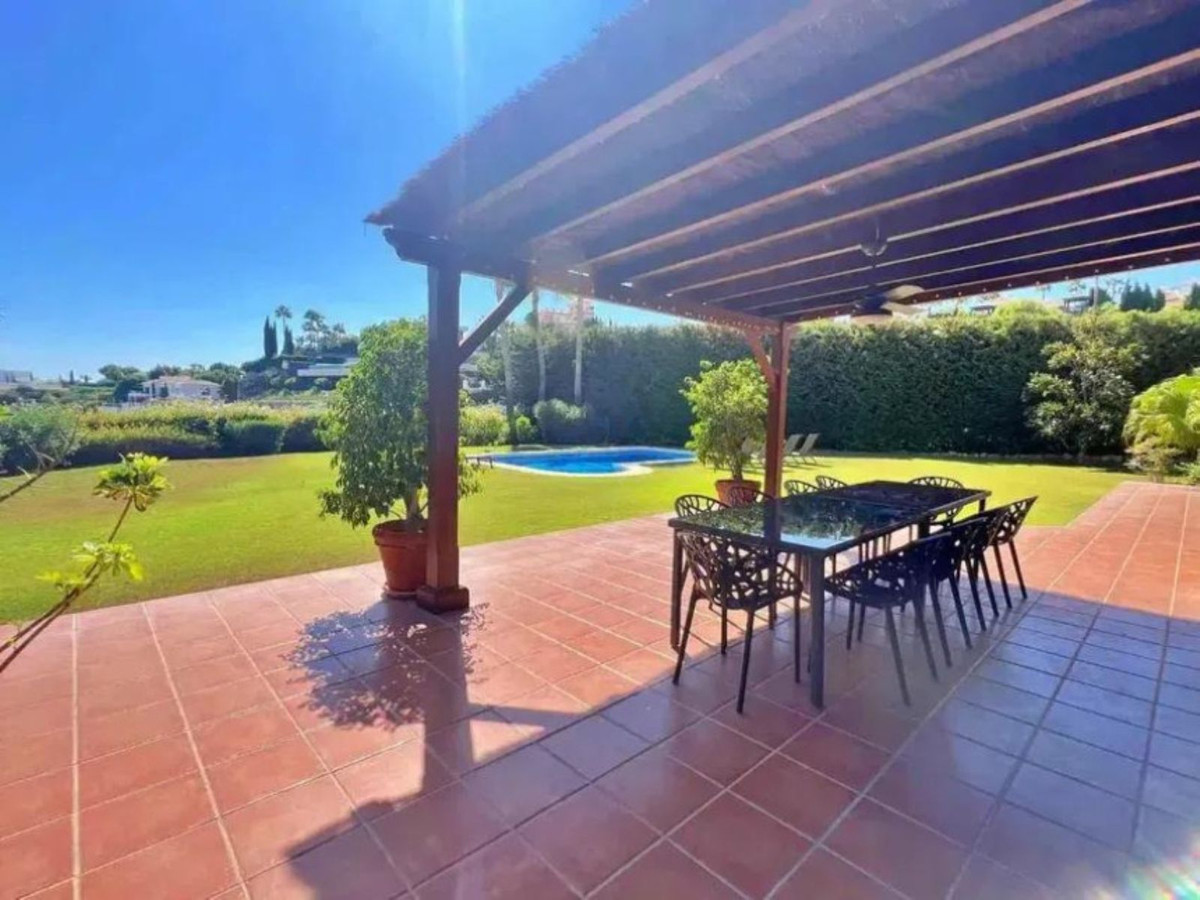 5 Bed Townhouse for sale in Los Flamingos Costa Del Sol, Málaga, Spain
