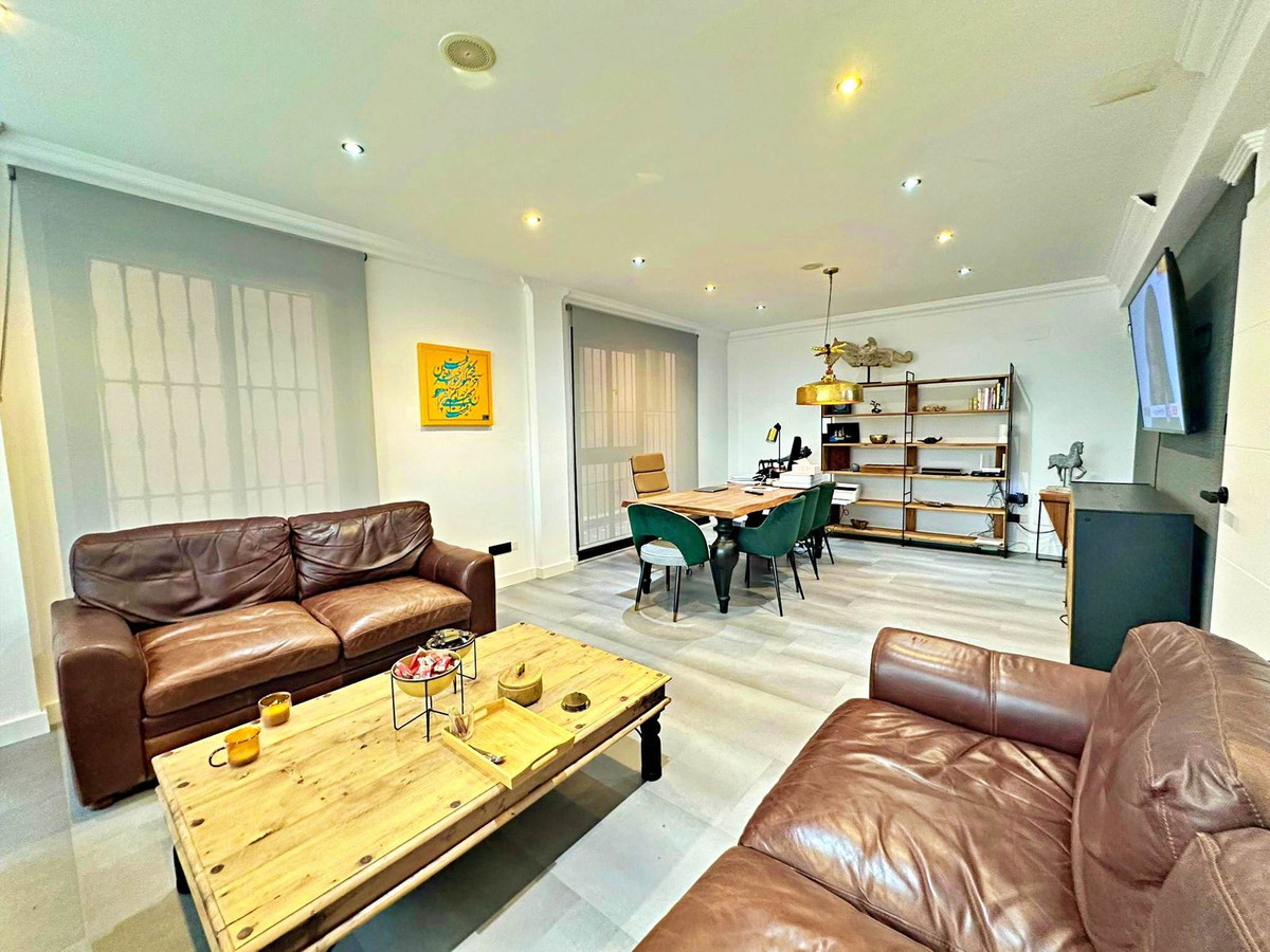 Commercial unit for sale in New Golden Mile Costa Del Sol, Málaga, Spain